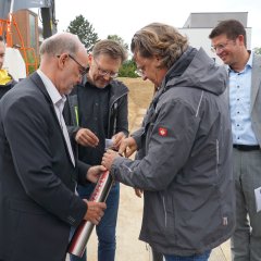 Die Zeitkapsel wird befüllt